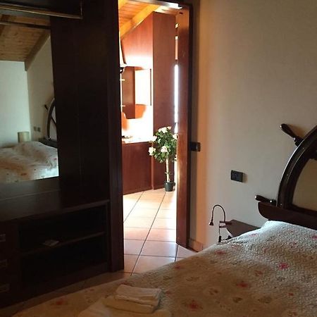 Ferienwohnung Apartment Laveno-Mombello Kültér fotó